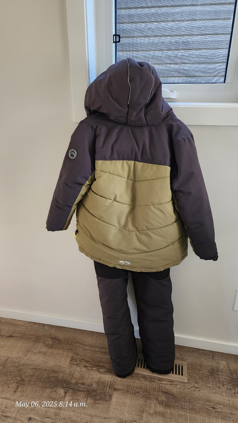 Arctic Squad Extreme Kids Snowsuit - Size M(7/8) - photo 4