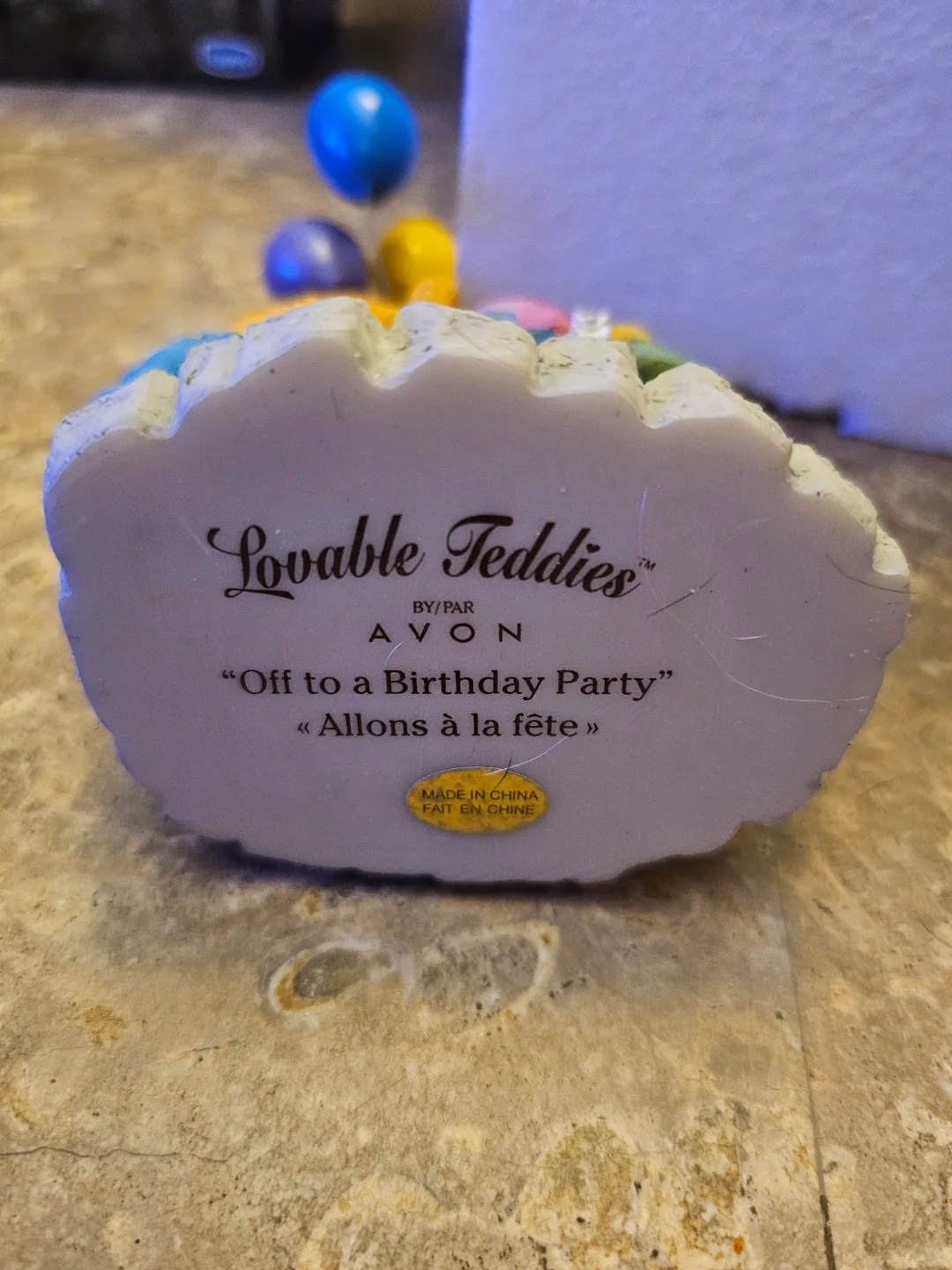 Avon Lovable Teddies Figurine - Off to a Birthday Party image indicator(5)