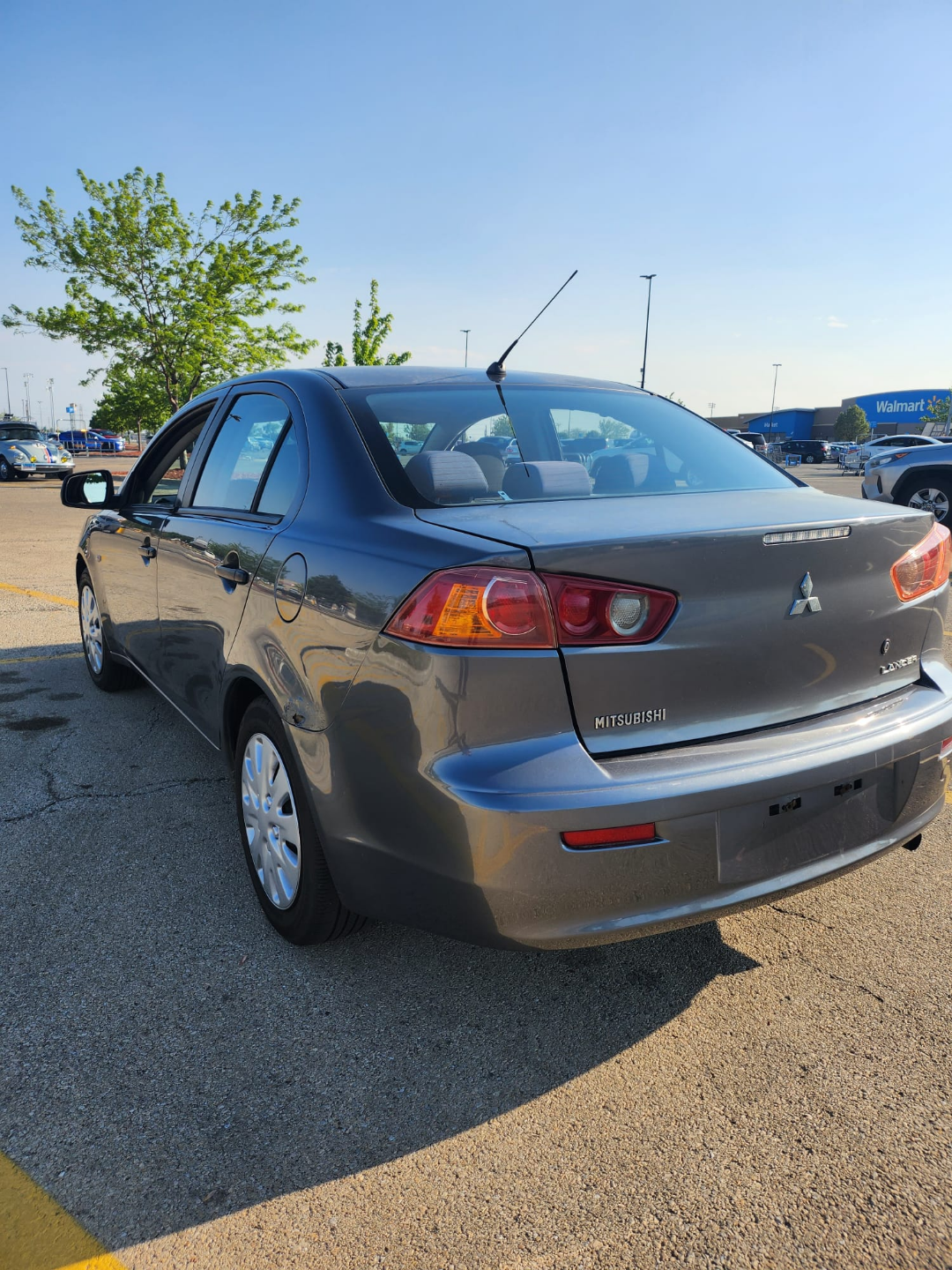 2011 Mitsubishi Lancer Sedan - photo 3