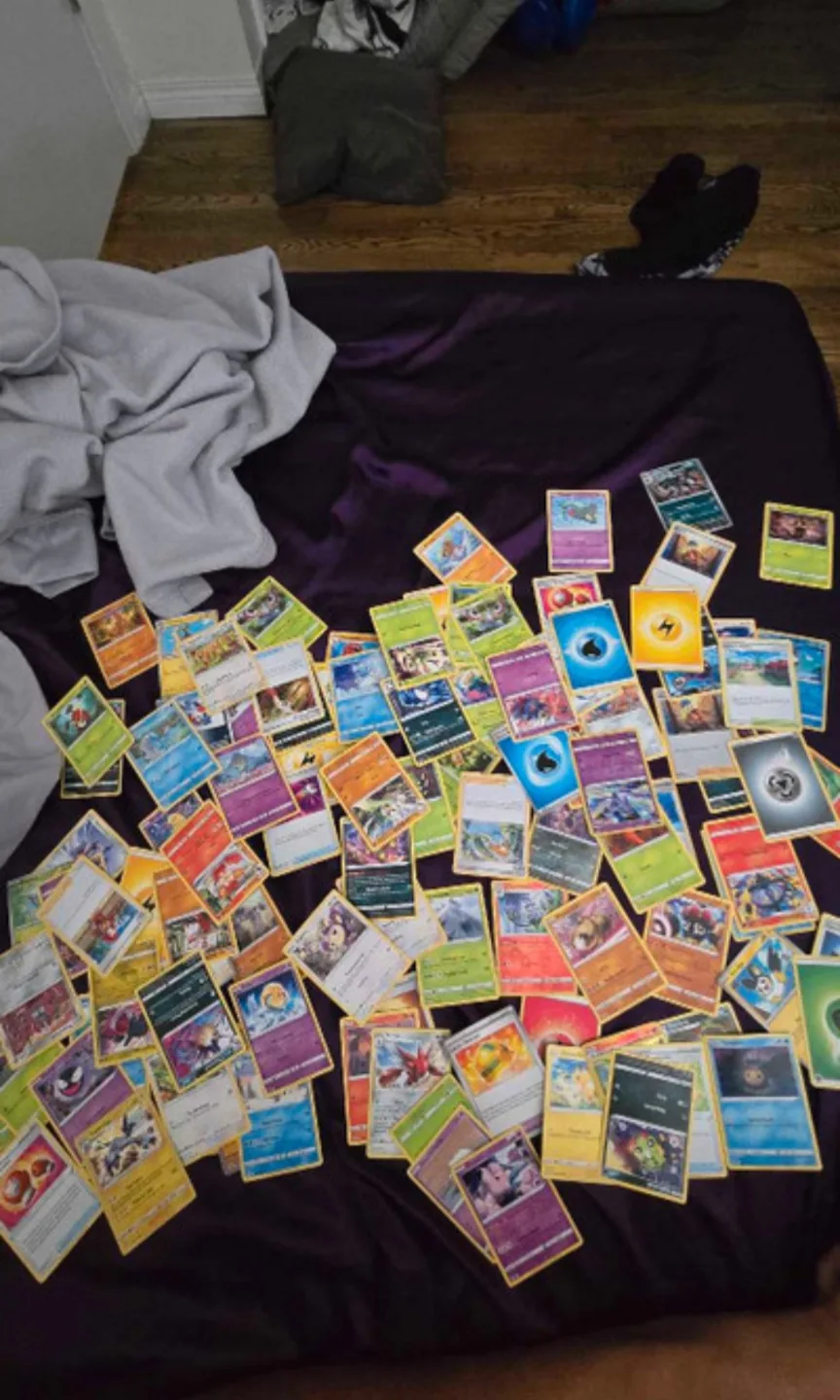 Bulk Pokémon Cards - Huge Collection! thumbnail