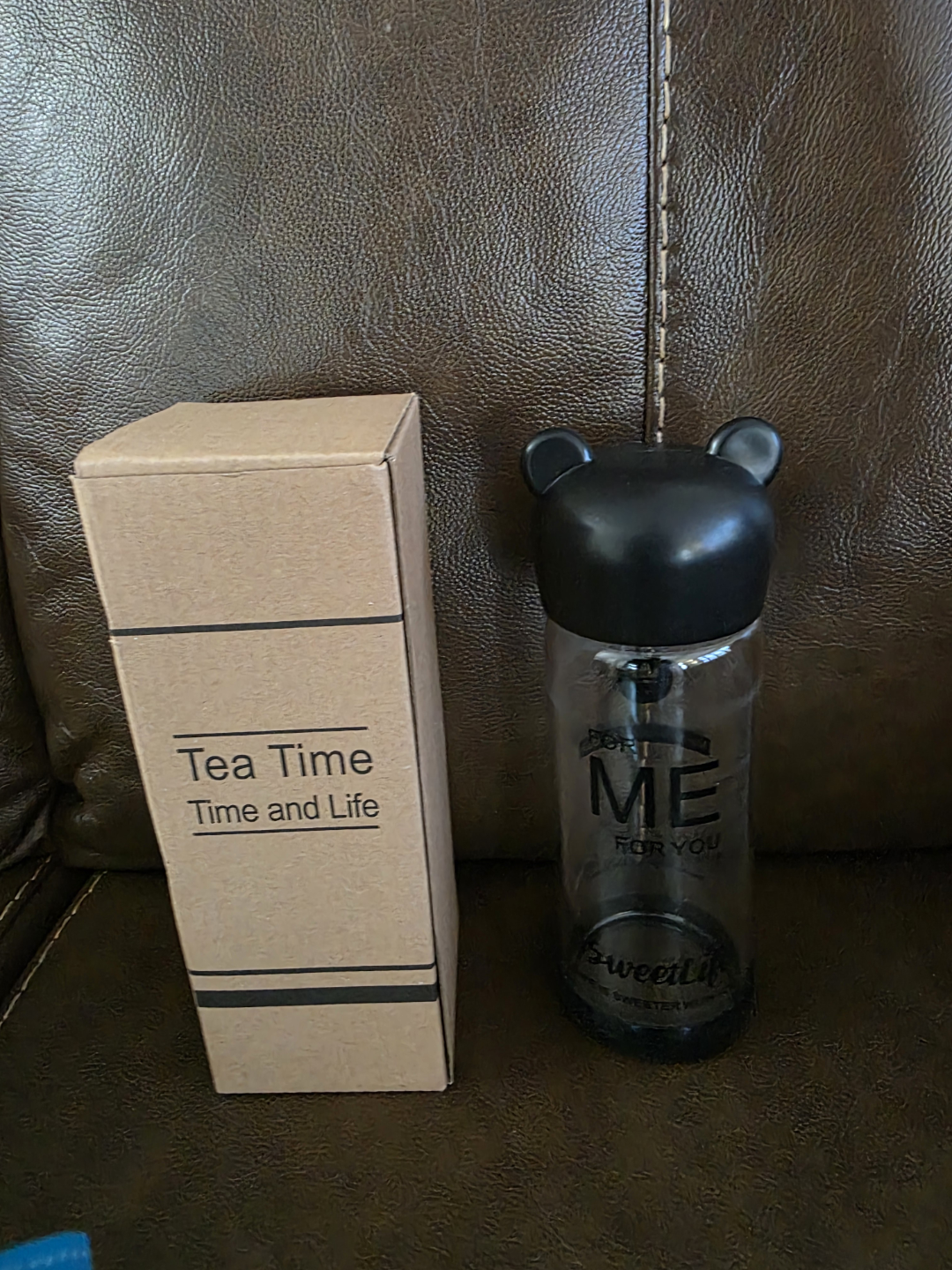 Cute Bear-Shaped Lid Glass Tea Bottle