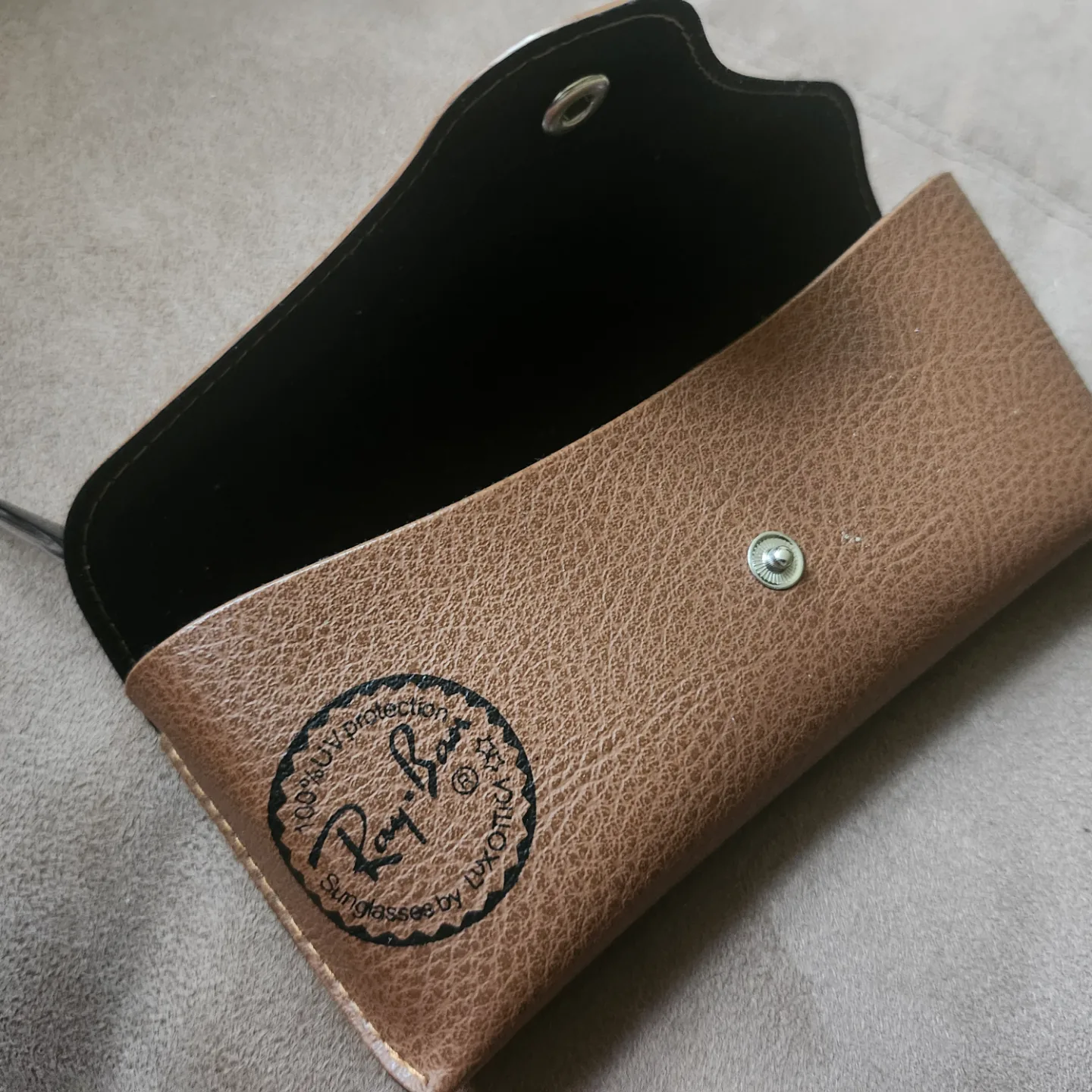 Ray Ban glasses image indicator(3)