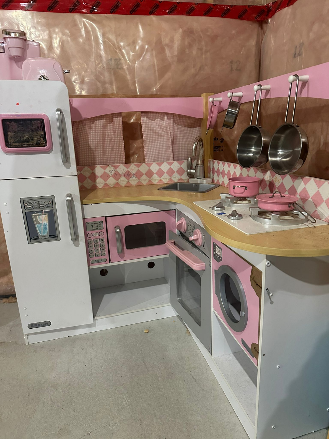 KidKraft Pink Play Kitchen with Accessories - photo 3