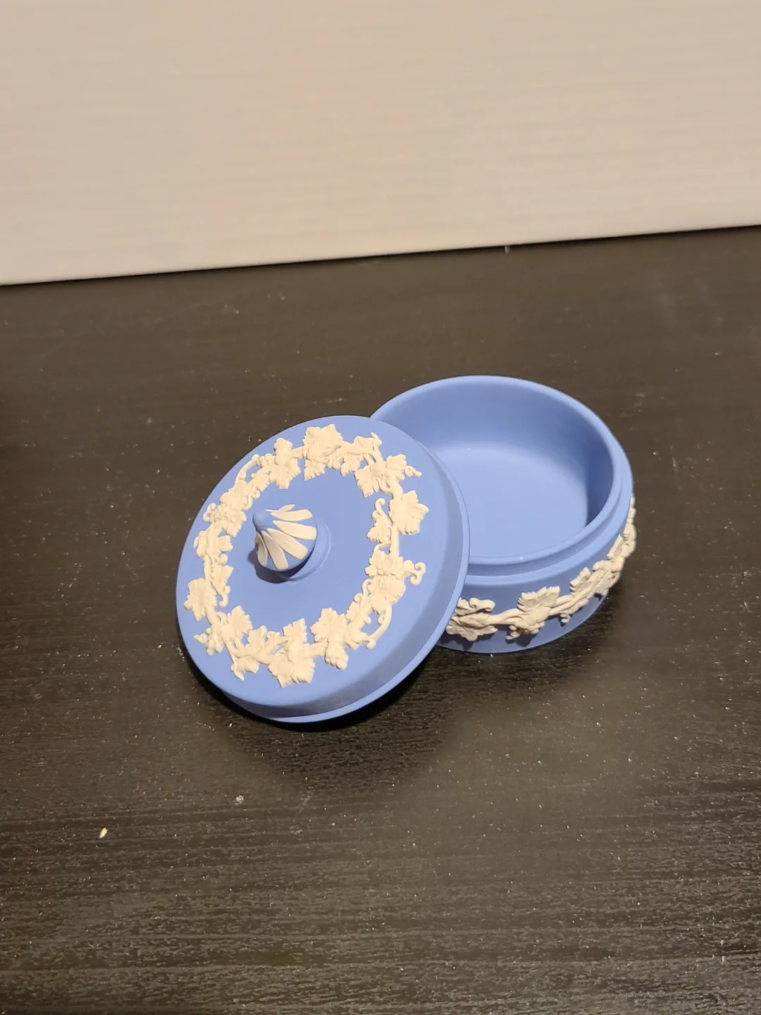 Vintage Wedgwood Blue Jasperware Trinket Box thumbnail