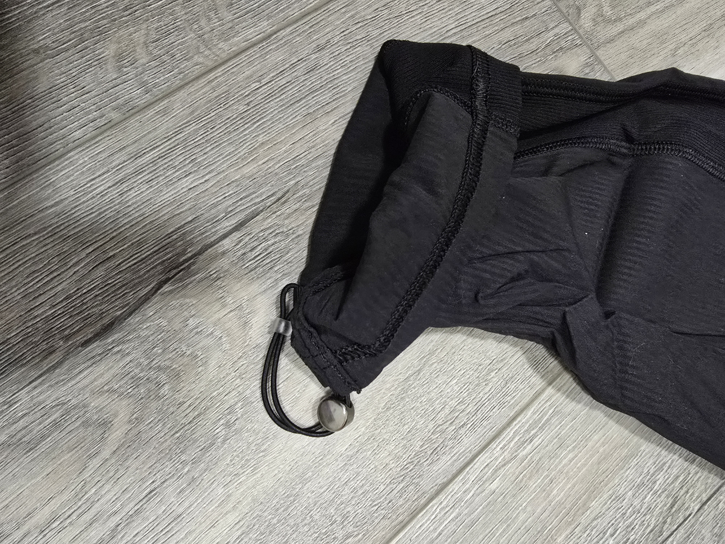 Lululemon Black cropped Training Pants - Size 4 - photo 4