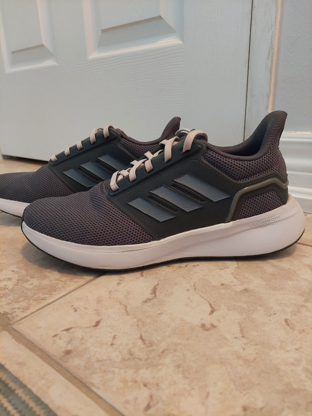 Adidas Cloudfoam Running Shoes - Size 9.5 - photo 5