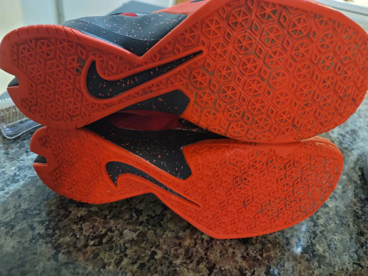 Nike LeBron Soldier 8 Basketball Shoes - University Red Sz 12 image indicator(4)