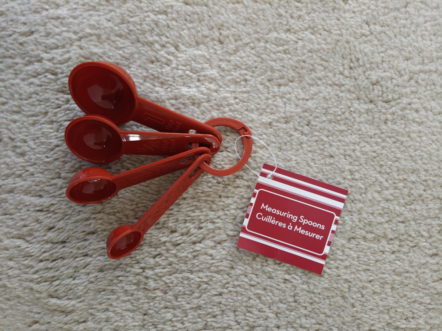 Red Plastic Measuring Spoons