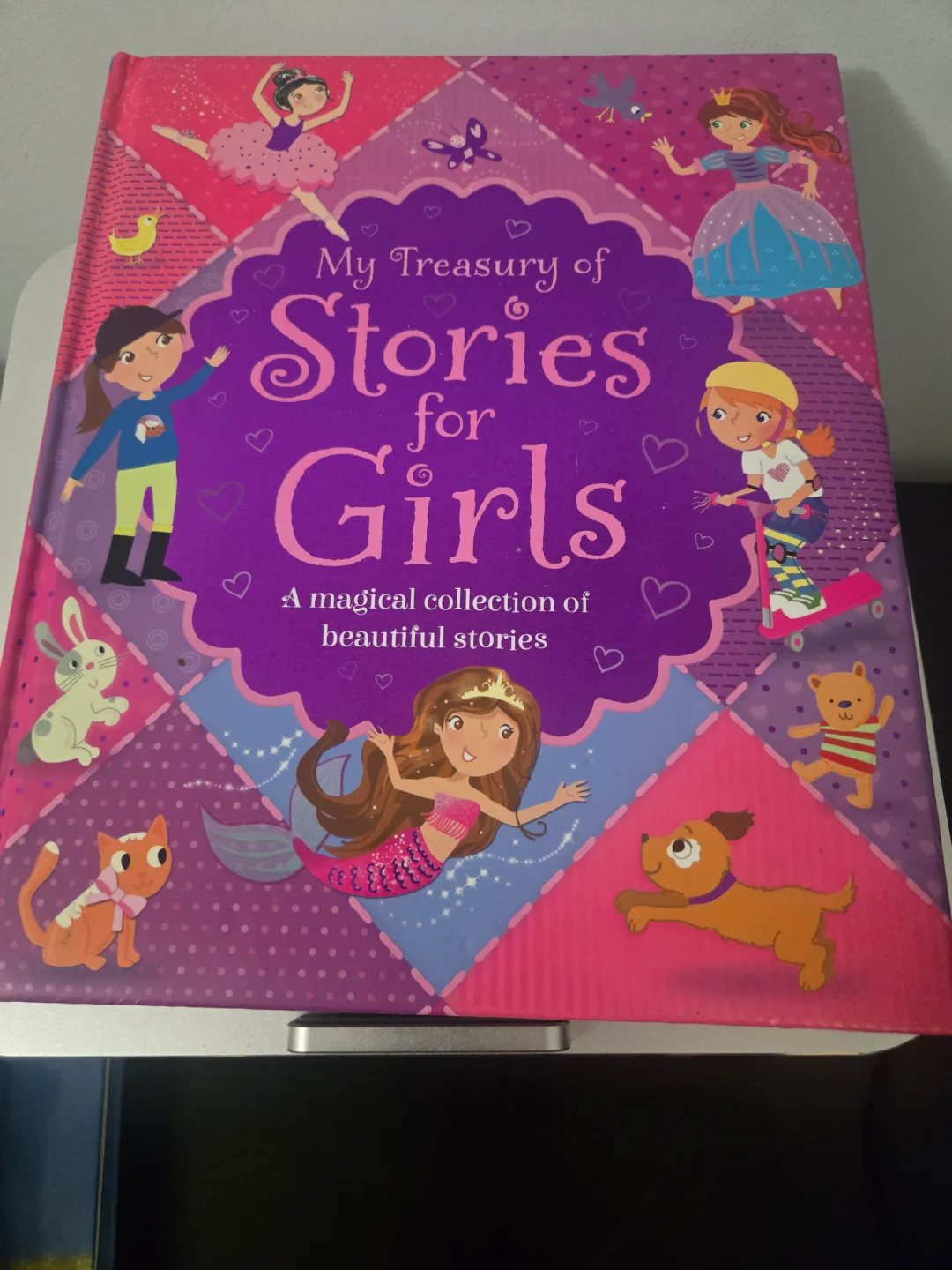 Children's Book Bundle - LEGO, Scholastic & More! image indicator(2)