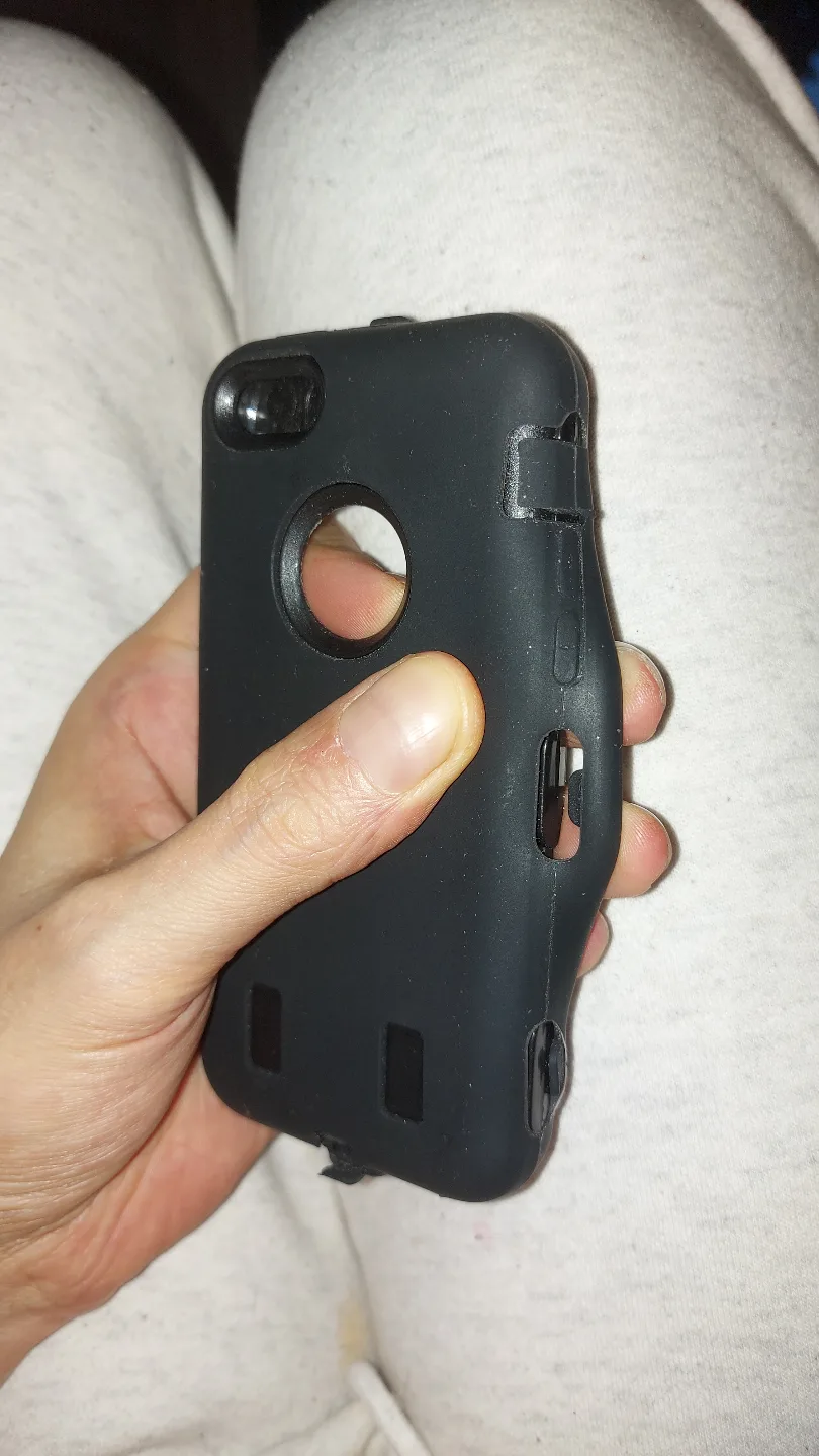 Used iPhone 5/5s Black Case image indicator(2)