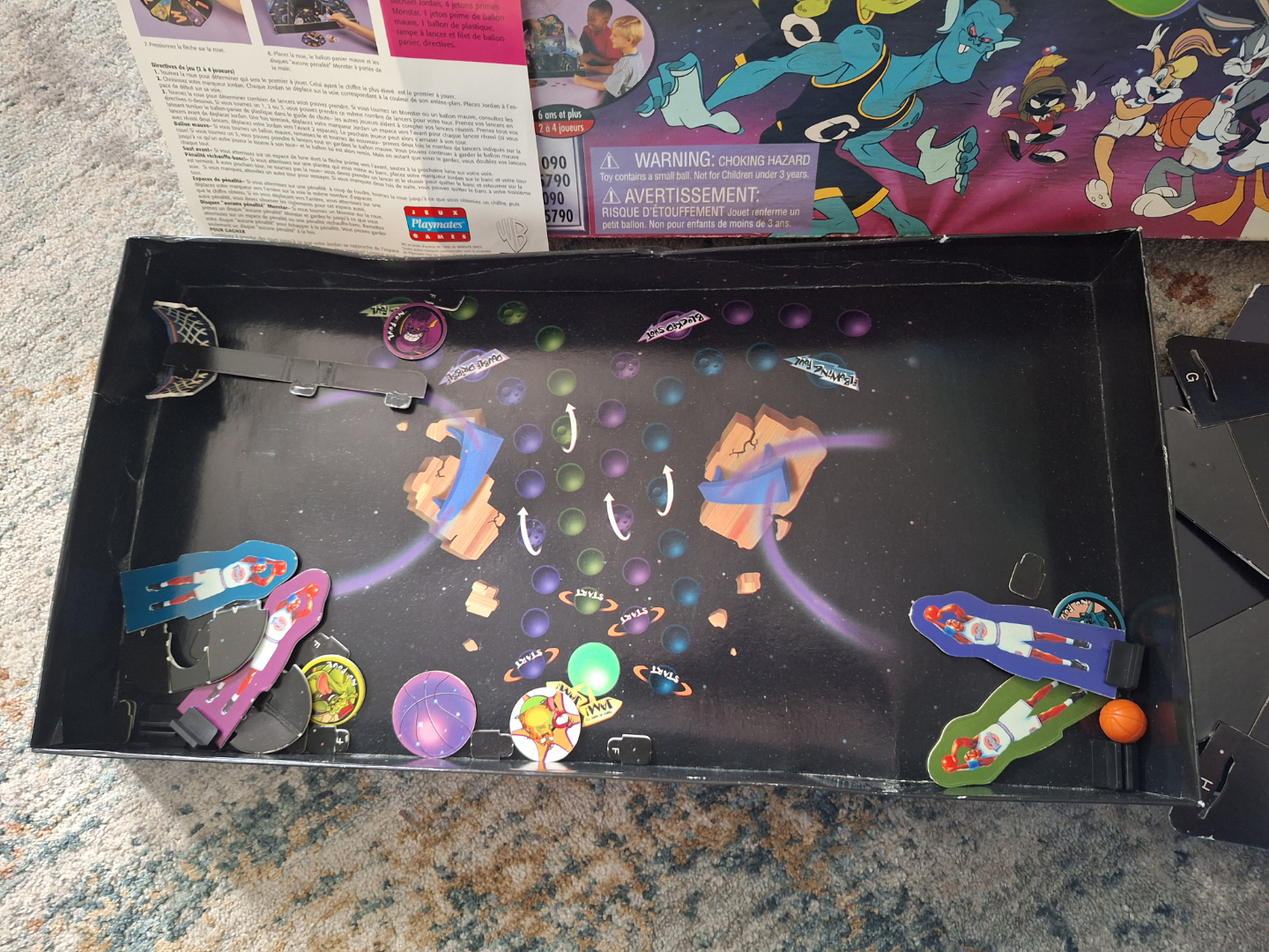 Space Jam Michael Jordan's Cosmic Court Board Game - photo 2