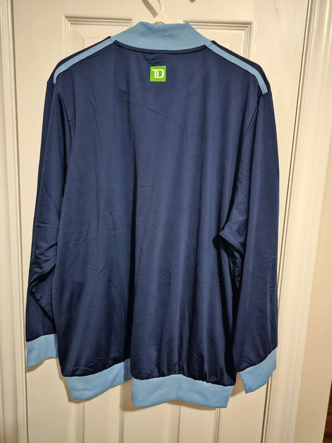 Blue Jays Cricket Warm-up Jacket image indicator(3)