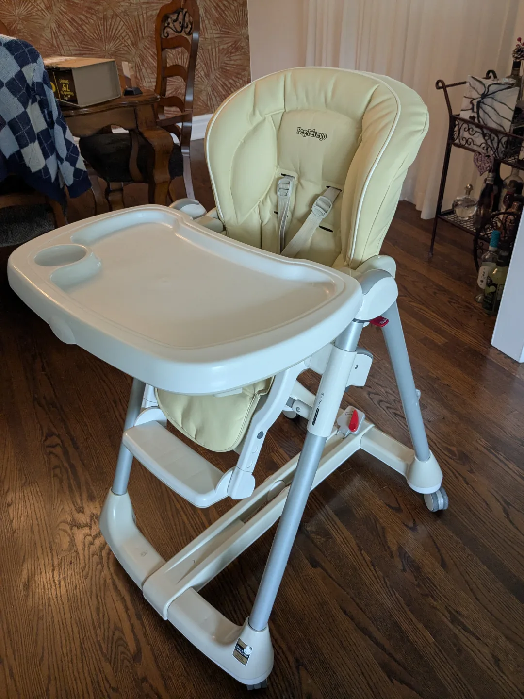 Peg-Pérego High Chair thumbnail