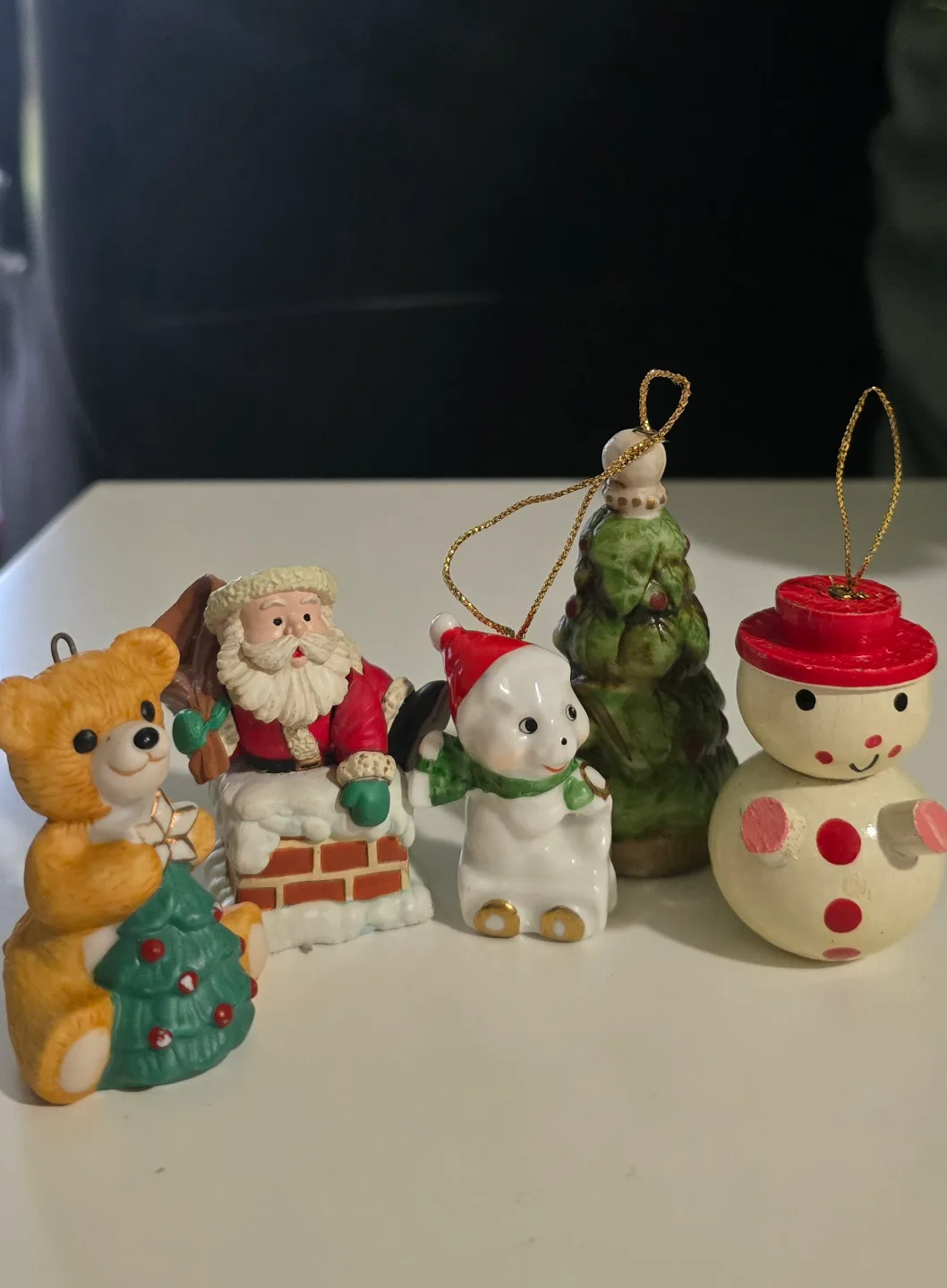 Set of Christmas Ornaments & HomeSense Decor image indicator(5)