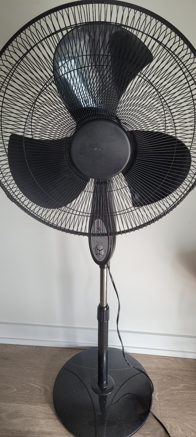 Westinghouse 16-inch Stand Fan with Remote - photo 2
