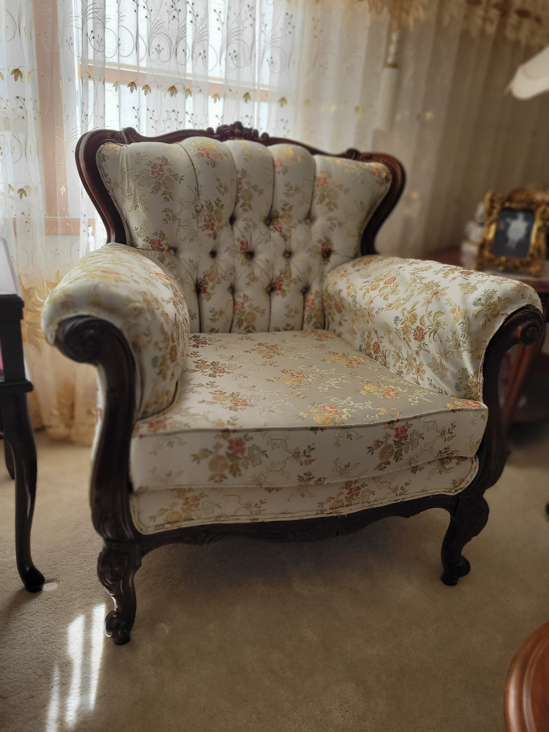 Vintage Floral Accent Chair and Sofa Set - photo 2