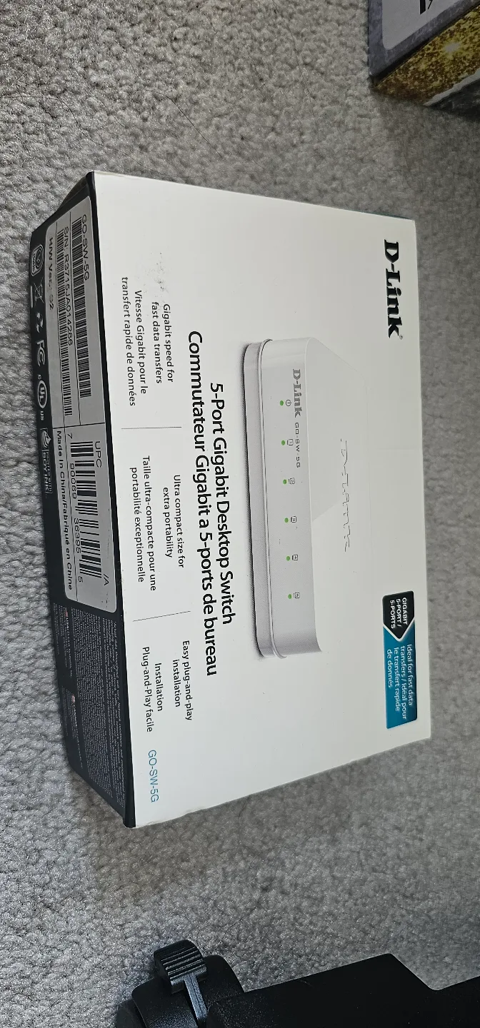 D-Link 5-Port Gigabit Desktop Switch - New in Box thumbnail