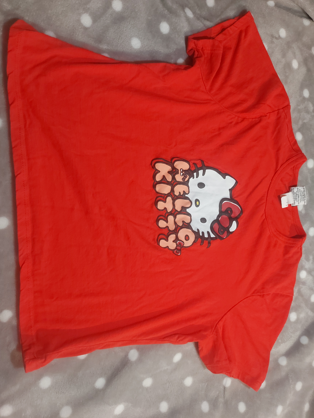 Hello Kitty by Sanrio Red T-Shirt - Size Medium