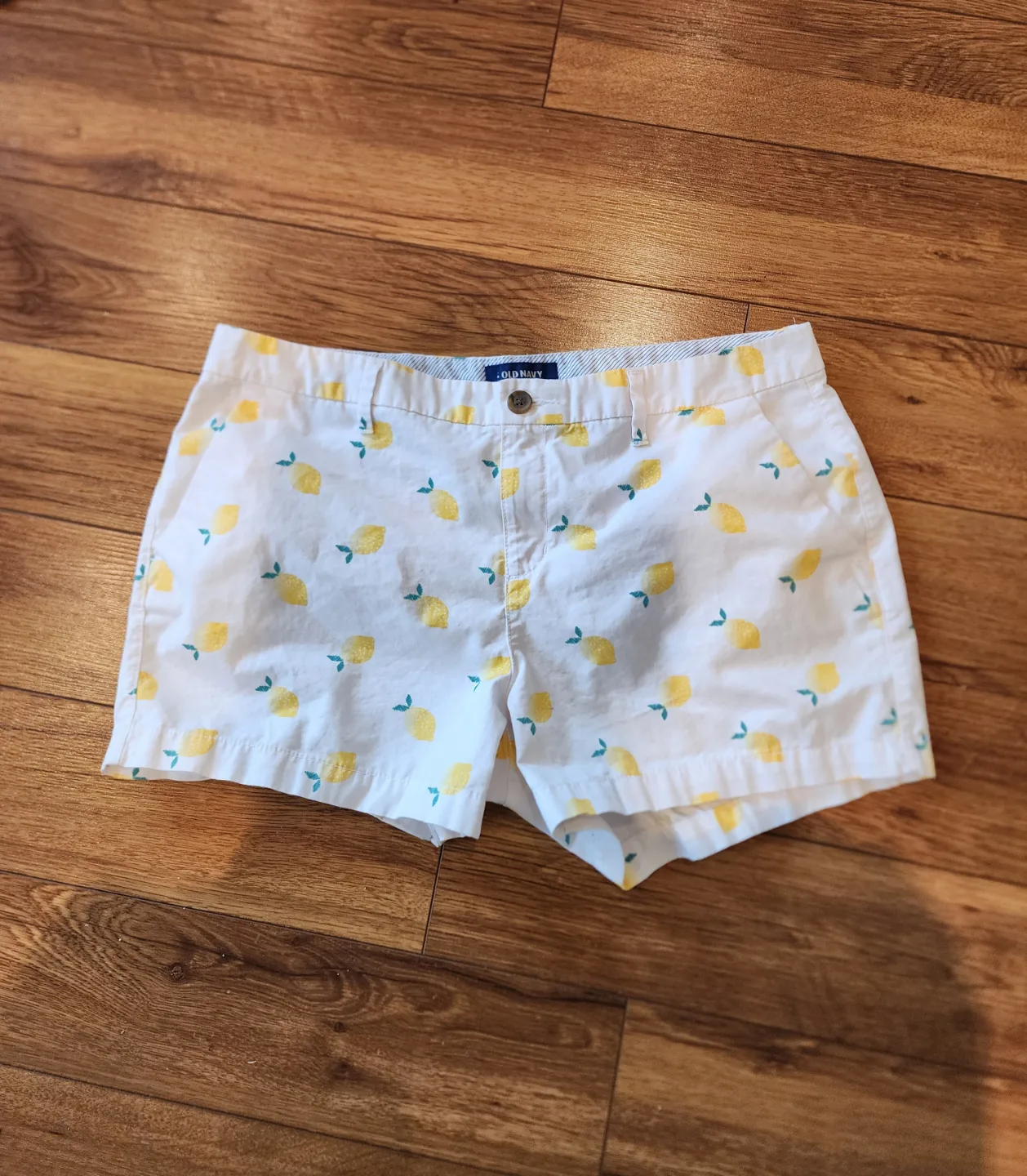 Old Navy Lemon Print Shorts Size 10-12 or Large thumbnail