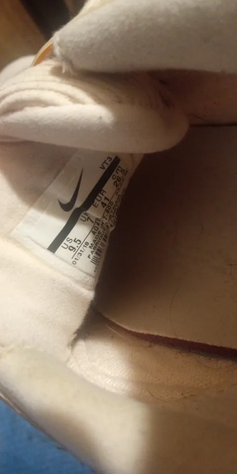 Women's Nike Air Max 97 Sneakers - Size US 9.5 image indicator(2)