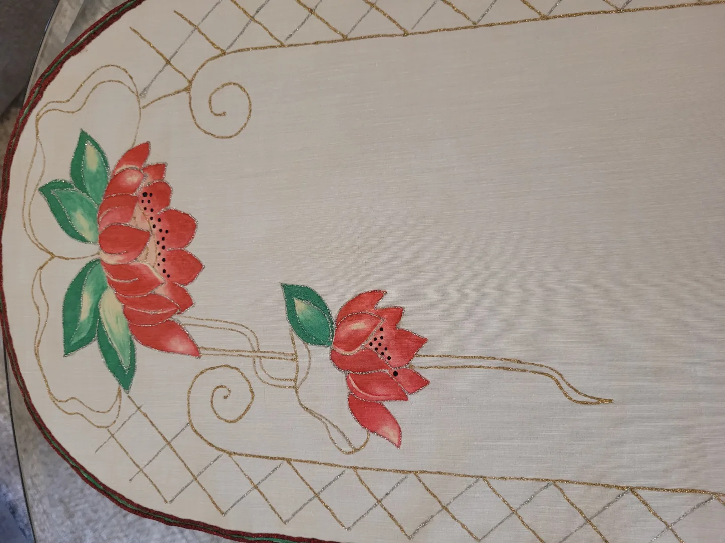 HAND MADE PAINTED Set of four embroidered table runners image indicator(2)