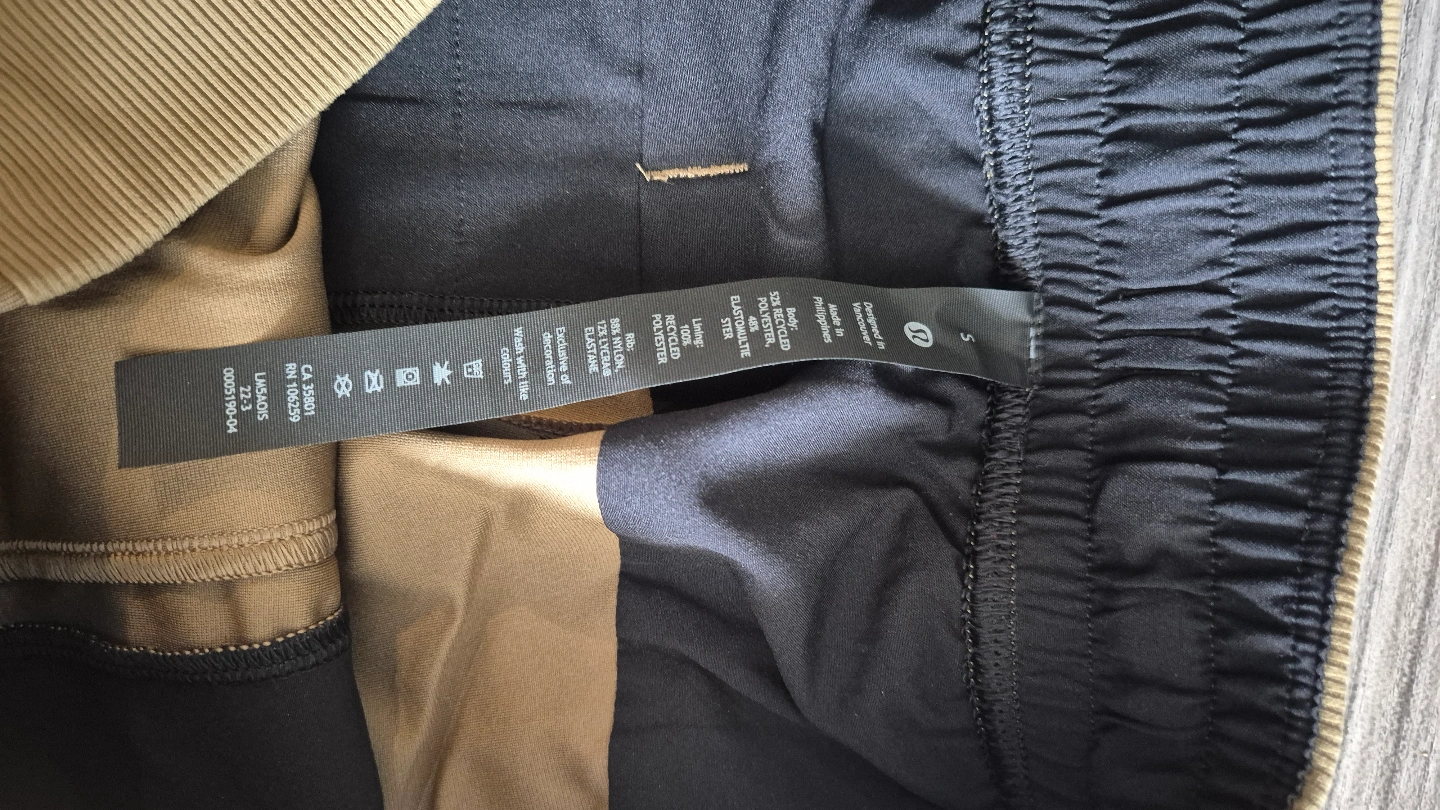 Lululemon ABC Joggers - Size 6