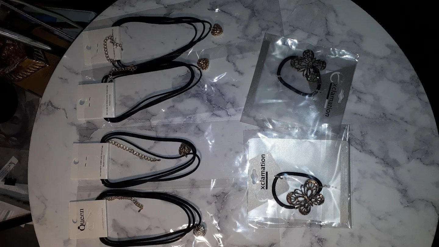 Brand new necklace and hair ties $1 each image indicator(2)