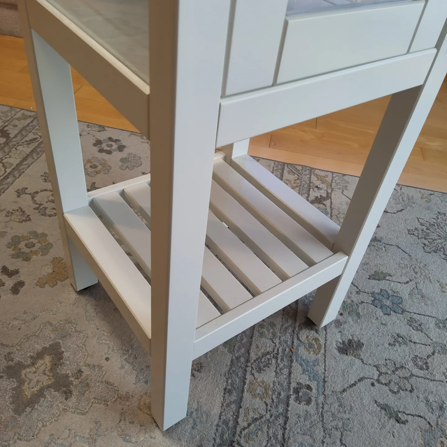 IKEA Hemnes White Cabinet with Glass Door image indicator(3)