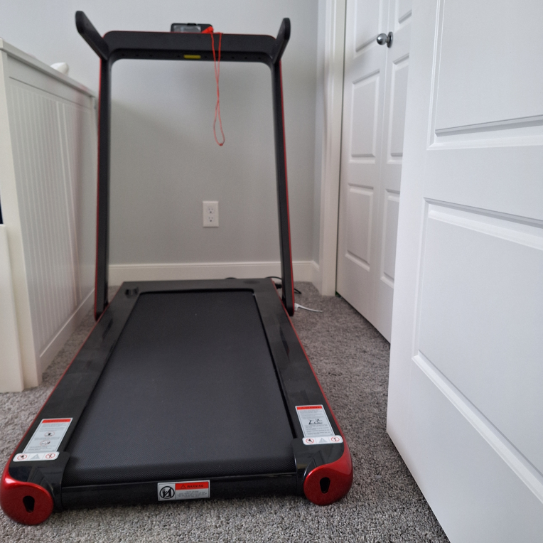 Walking Pad/Treadmill - Lightly Used
