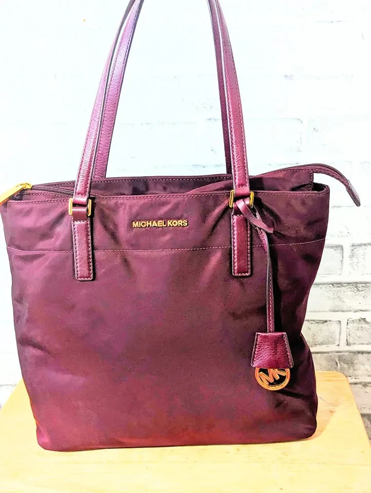 Michael Kors Shopping Tote - Orig $279 - Like New image indicator(2)