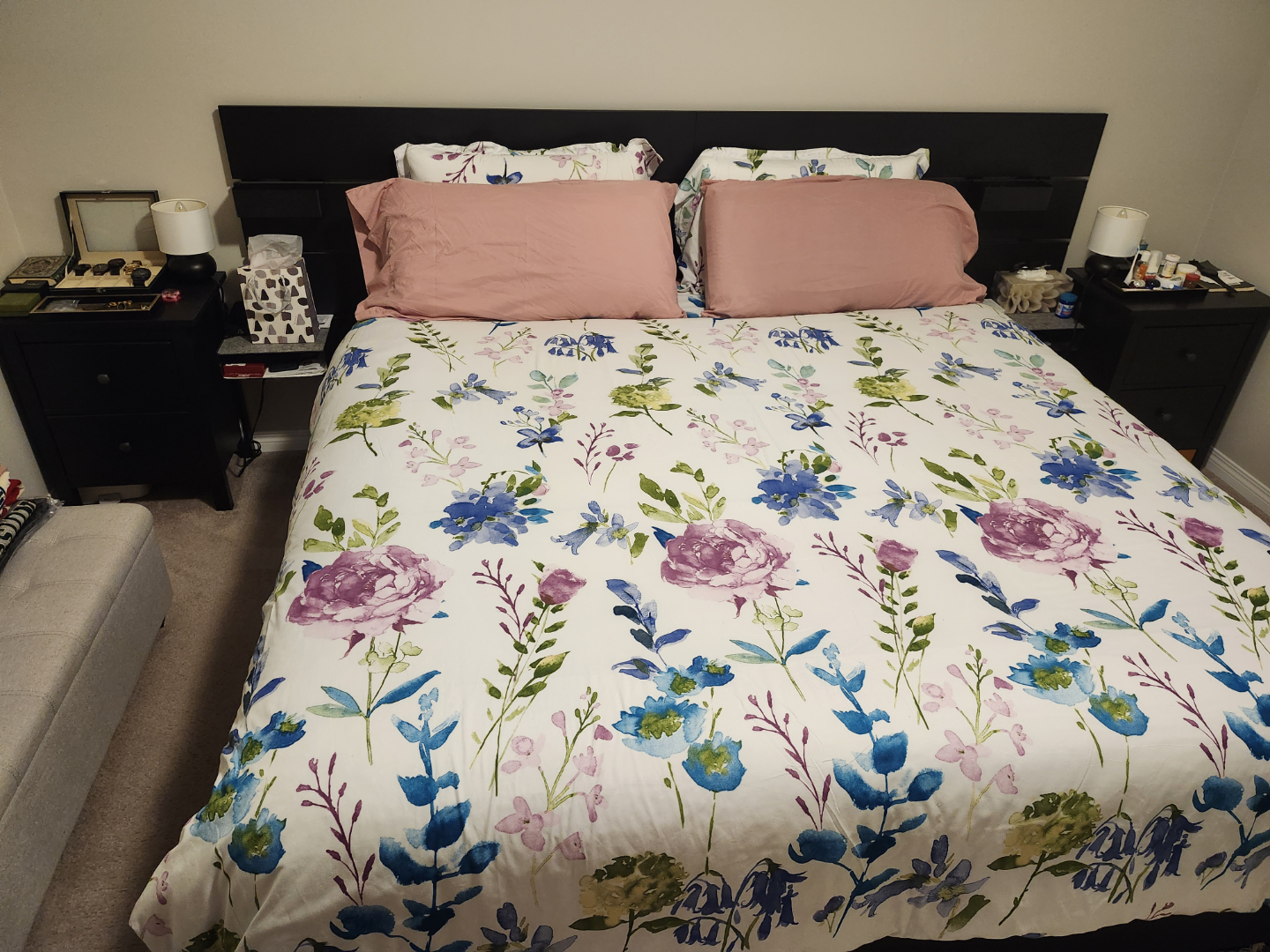 King Size Bedframe with 2 bedside dresser - photo 3