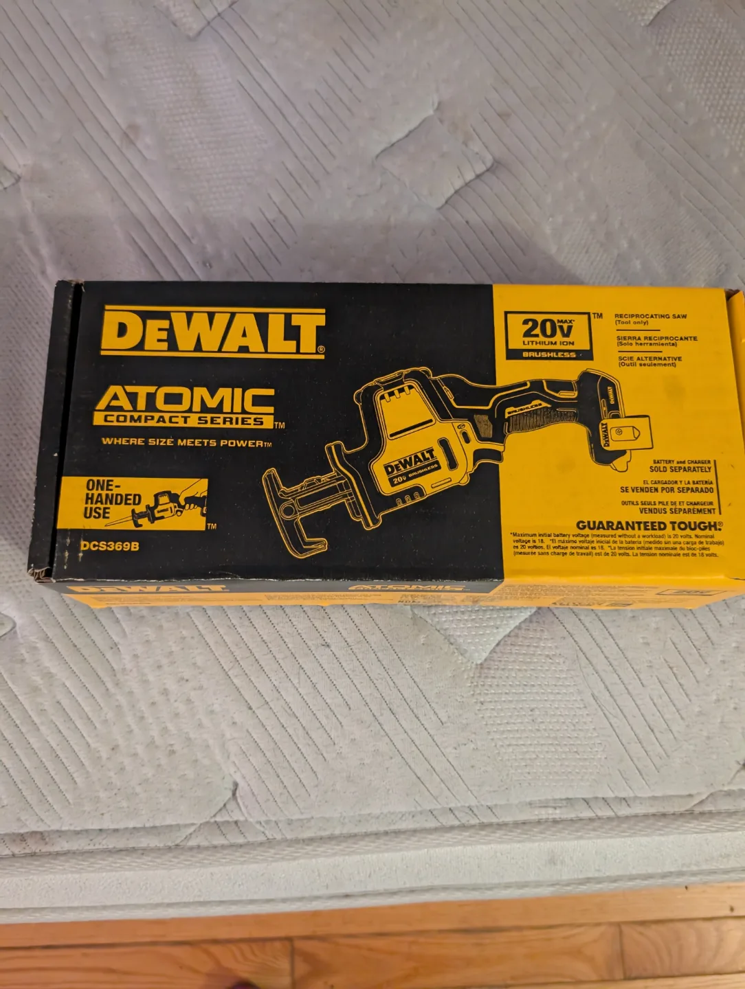 DEWALT Atomic Compact Series Reciprocating Saw thumbnail