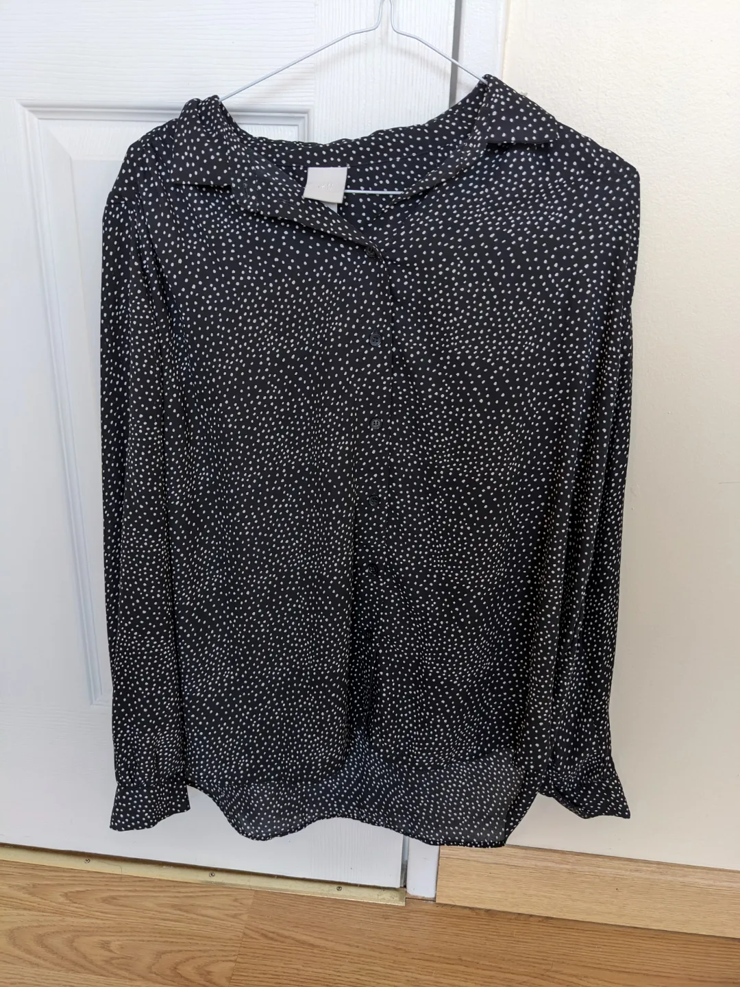 H&M Women's Black and White Polka Dot Blouse thumbnail