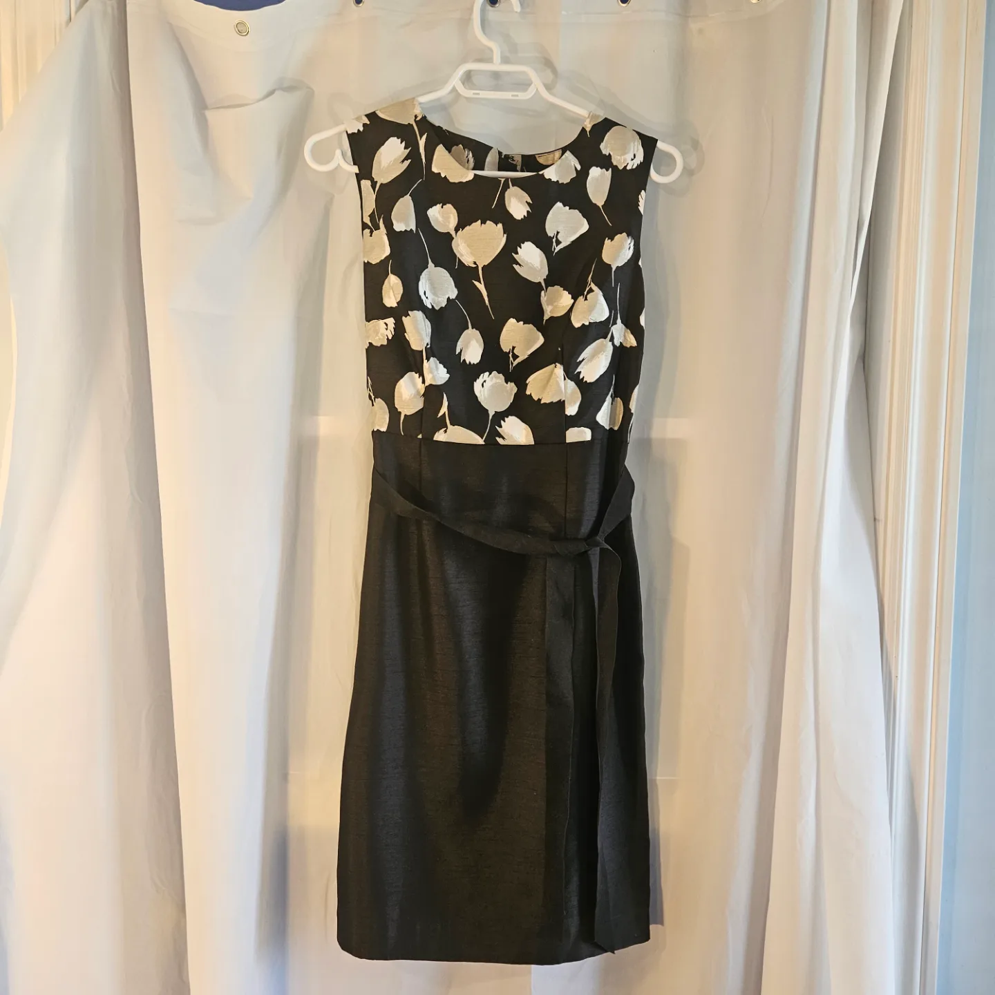 Precis Women Dress Size 6  Sheath Sleeveless Dress thumbnail