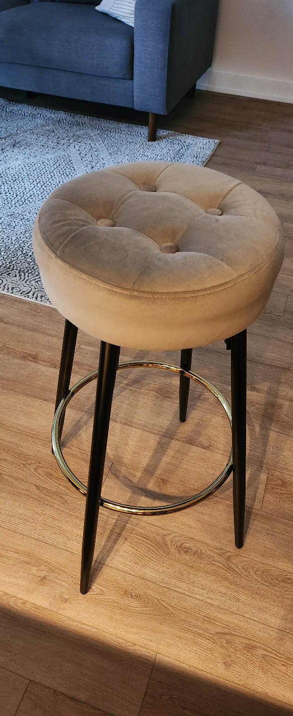 Tufted Bar Stool