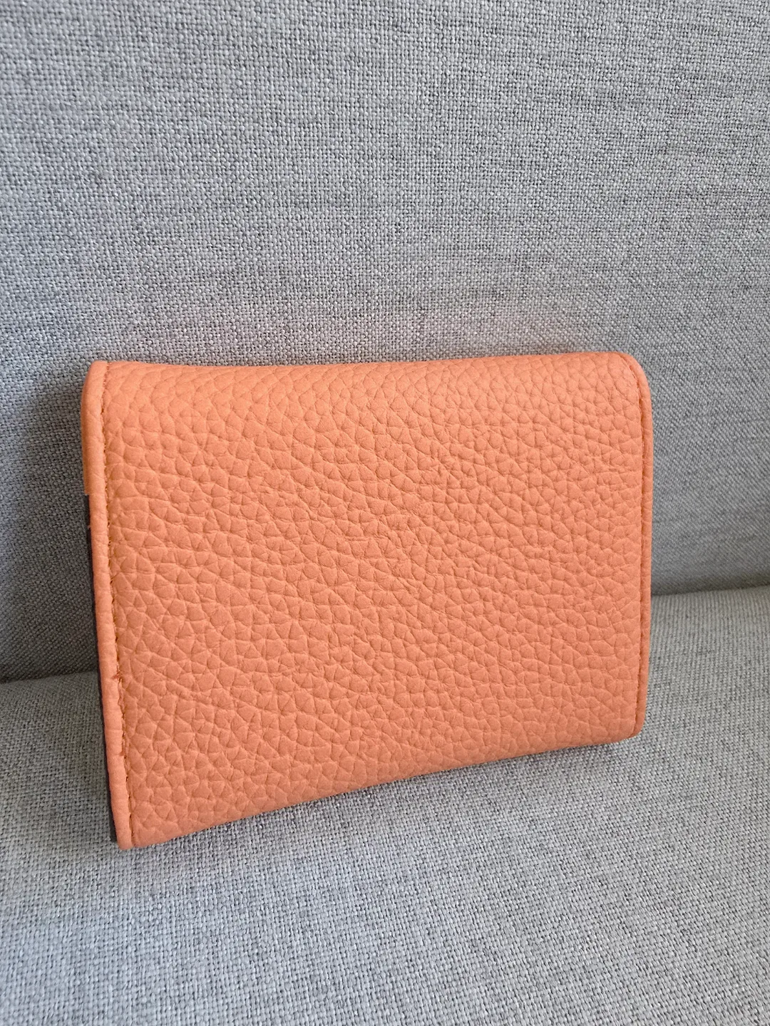 New magnetic buckle cardholder image indicator(2)