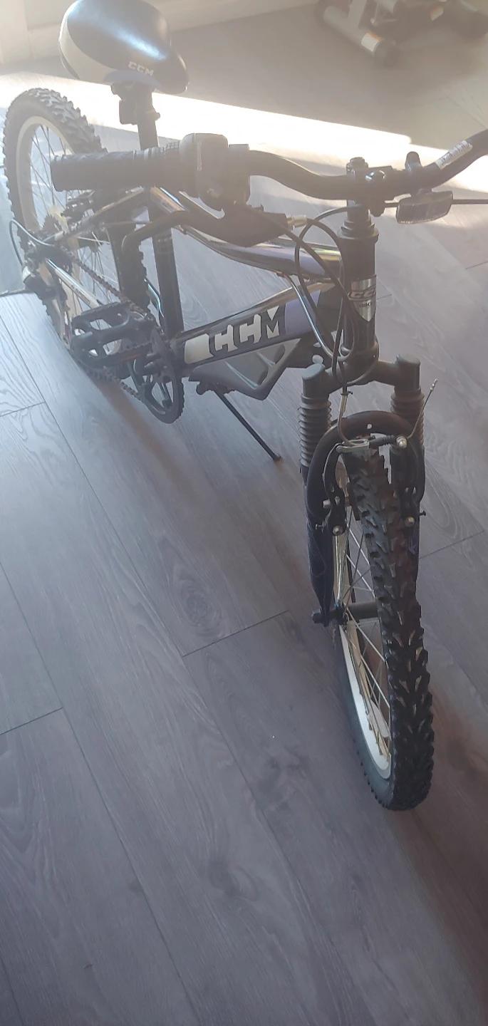 CCM F520 Kids' Bicycle - photo 2