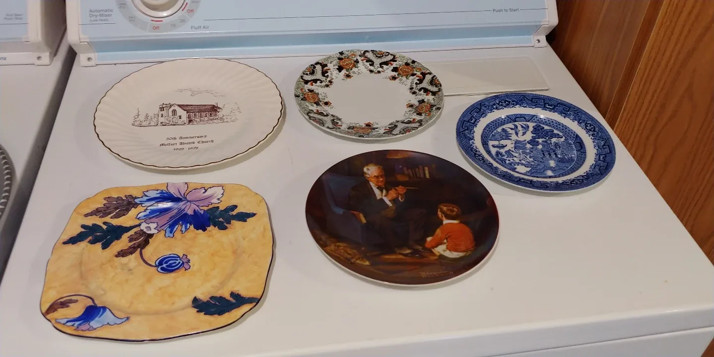 Collection of Five Decorative Plates thumbnail