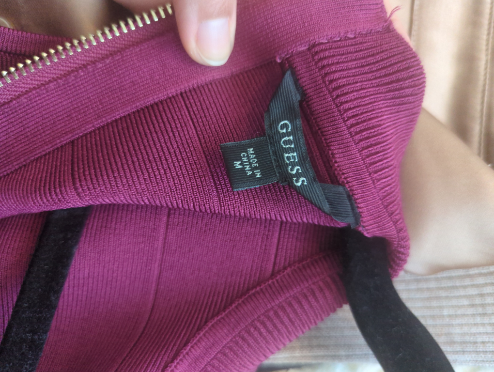 Burgundy GUESS bandage bodycon dress - photo 3