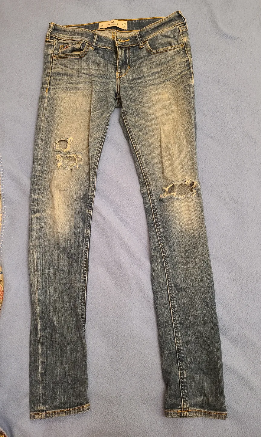 Hollister Jeans Size 27 thumbnail