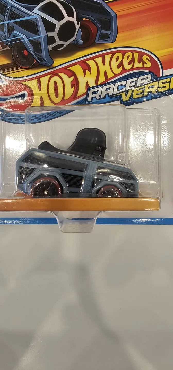 Hot Wheels Star Wars RacerVerse Darth Vader Vehicle image indicator(3)