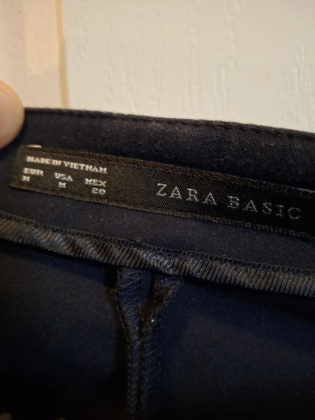 Women's M Zara Basic Navy Blue Dress Pants image indicator(3)