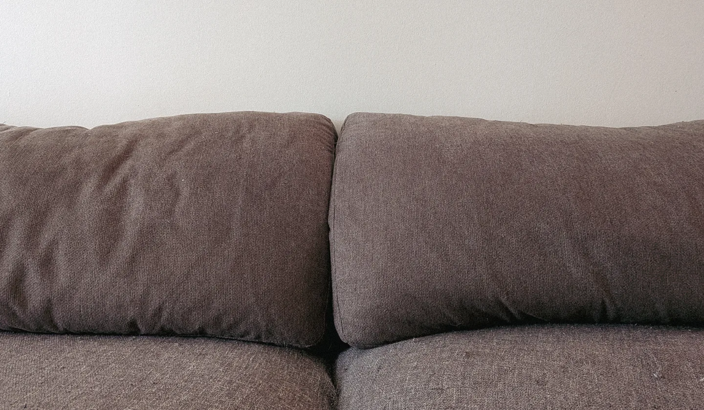 Structube Grey 3-seat sofa image indicator(3)