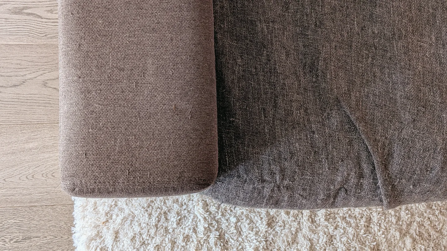 Structube Grey 3-seat sofa image indicator(5)