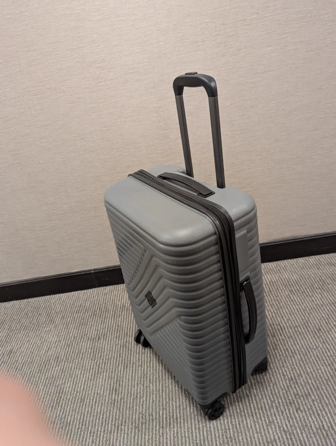 Grey Luggage Spinner Wheels Medium Size thumbnail