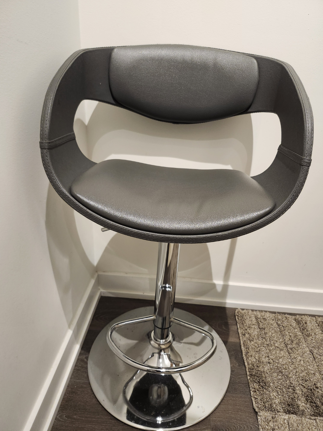 Grey Swivel Bar Stool - photo 3