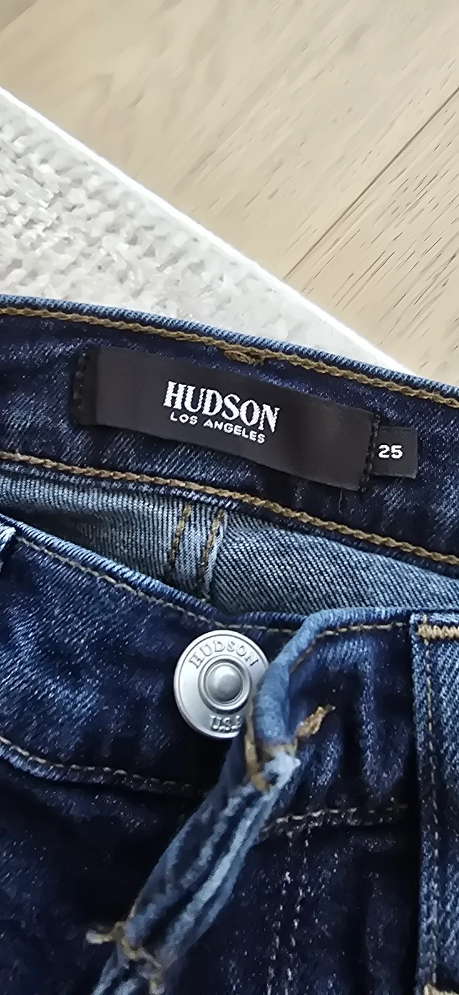 Hudson denim 💙 image indicator(3)