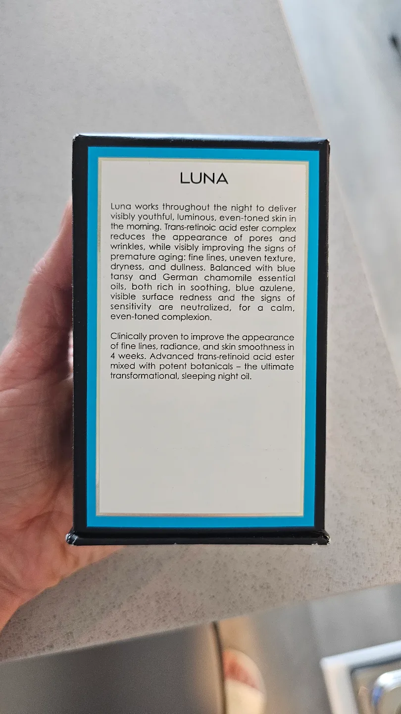 Sunday Riley Luna Sleeping Night Oil image indicator(2)