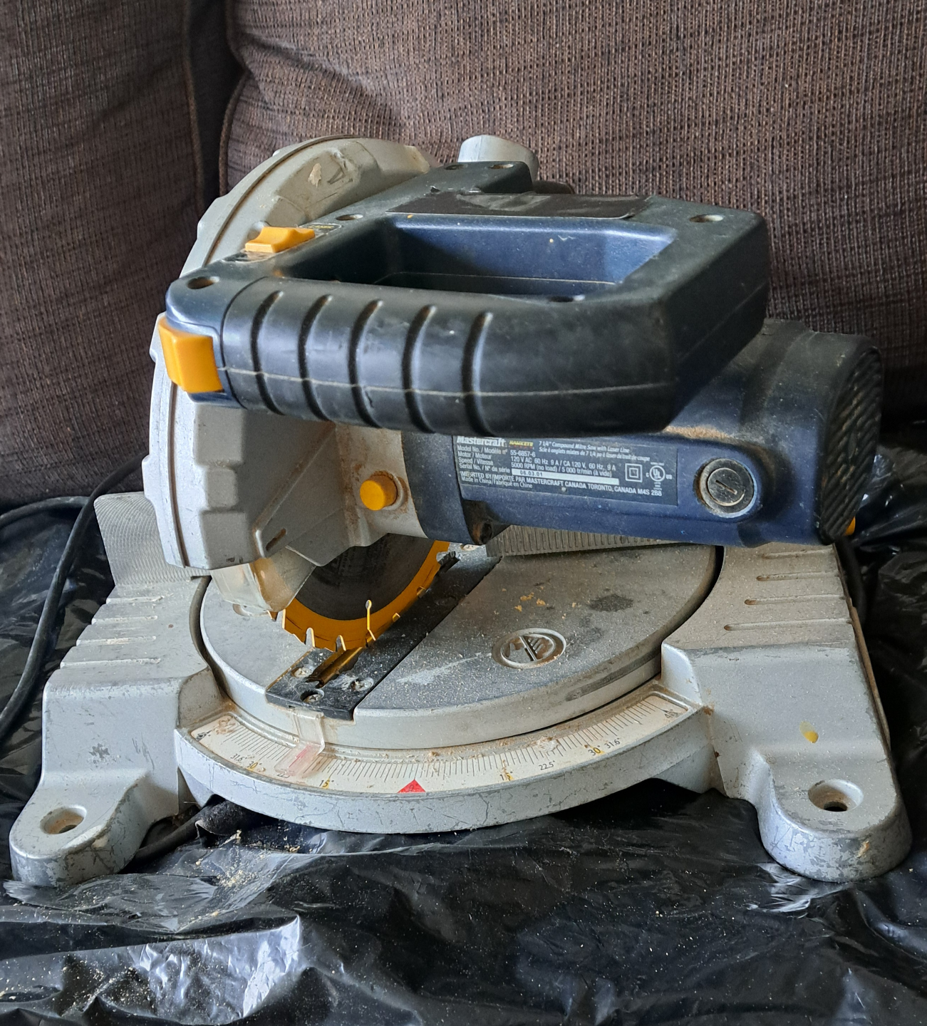 Mastercraft 7 1/4-inch Compound Mitre Saw with Laser Line