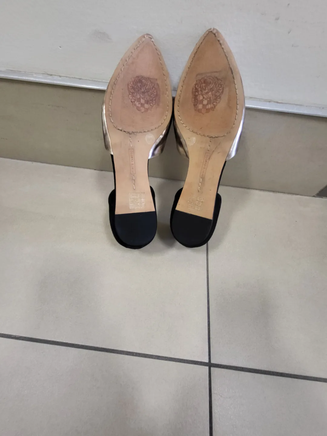 Vince Camuto Women's Size 7M/37 Black and Gold Pointed-Toe Flats image indicator(6)